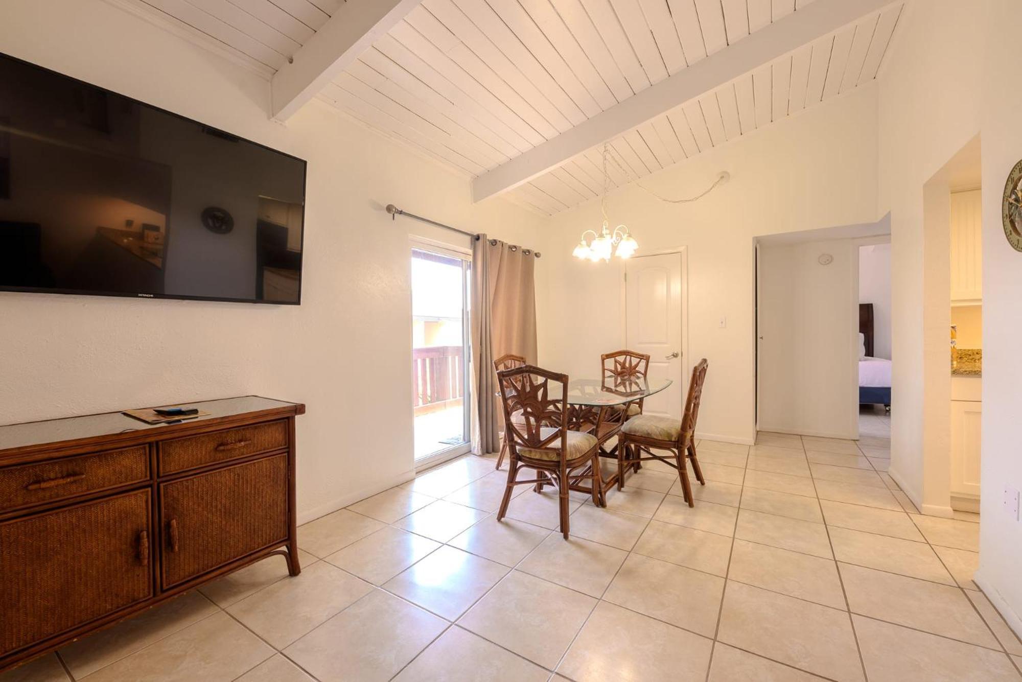 Spoonbills Sanctuary Coastal Chic 1br Retreat 329 South Padre Island